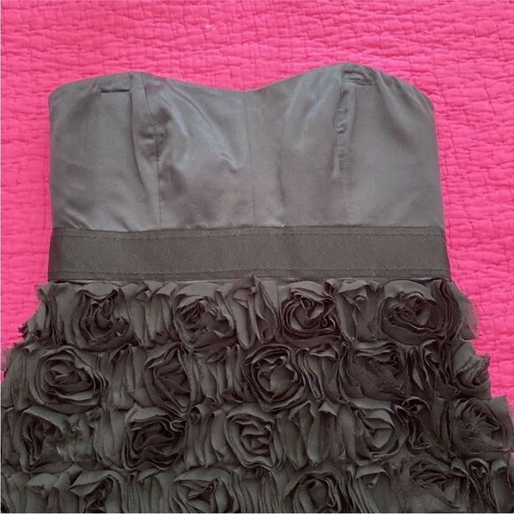 PhoebeElegant Black Strapless Dress with Floral Details, US12 - Picture 3 of 10